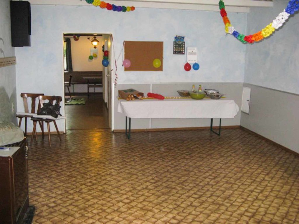 Raum im Bootshaus zb. als Tanzfläche für Ihren Geburtstag - Eventlocation in Augsburg zum Mieten